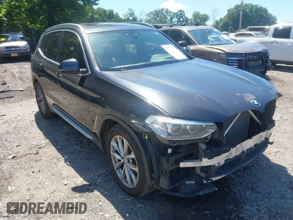 ✅ 2018 BMW X3 xDrive30i • VIN: 5UXTR9C56JLD64925 • Лот: 45193771. Опубликован ранее на IAAI с пробегом 118 117 миль. Бесплатный доступ к архиву аукционных продаж из США и подробный отчёт об истории автомобиля на DreamBid. Изображение 1.