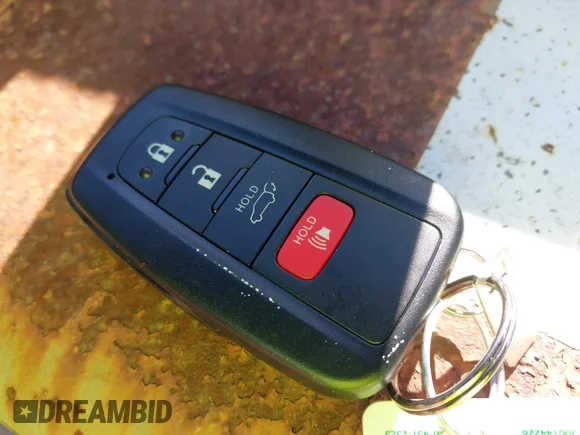 ✅ 2025 Toyota RAV4 Hybrid XLE • VIN: 4T3RWRFV7SU215757 • Lot: 44957291. Wystawiony na IAAI z przebiegiem 4 022 mil. Bezpłatny archiwum sprzedaży aukcyjnych z USA i szczegółowy raport historii pojazdu na DreamBid. Zdjęcie 11.