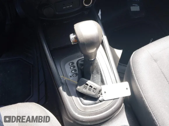 ✅ 2011 Kia Soul + • VIN: KNDJT2A2XB7197745 • Лот: 44893181. Опубліковано раніше на IAAI з пробігом 200 016 миль. Безкоштовний доступ до архіву аукціонних продажів зі США та докладний звіт про історію автомобіля на DreamBid. Зображення 11.