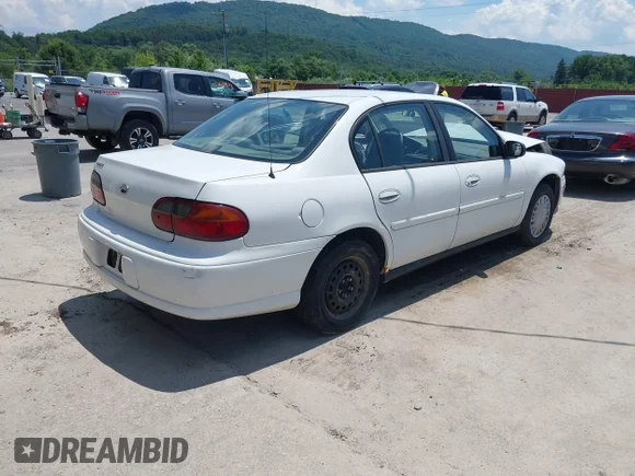 ✅ 2005 Chevrolet Malibu Classic • VIN: 1G1ND52F25M129780 • Lot: 42642154. Wystawiony na IAAI z przebiegiem 152 356 mil. Bezpłatny archiwum sprzedaży aukcyjnych z USA i szczegółowy raport historii pojazdu na DreamBid. Zdjęcie 4.