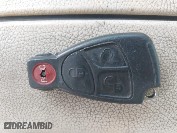 ✅ 2003 Mercedes-Benz E 320 • VIN: WDBUF65J33A128220 • Lot: 44885738. Wystawiony na IAAI z przebiegiem Nie podano. Bezpłatny archiwum sprzedaży aukcyjnych z USA i szczegółowy raport historii pojazdu na DreamBid. Zdjęcie 11.