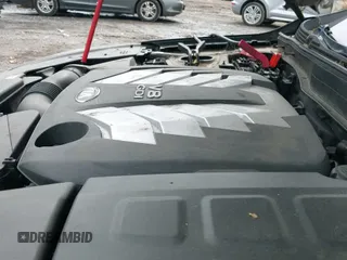 ✅ 2016 Kia K900 Luxury • VIN: KNALW4D44G6028663 • Lot: 42276731. Wystawiony na IAAI z przebiegiem 270 354 mil. Bezpłatny archiwum sprzedaży aukcyjnych z USA i szczegółowy raport historii pojazdu na DreamBid. Zdjęcie 14.