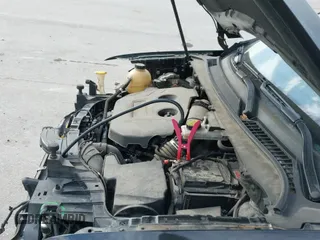 ✅ 2017 Lincoln MKC Reserve • VIN: 5LMCJ3D98HUL55113 • Lot: 43352107. Wystawiony na IAAI z przebiegiem 95 098 mil. Bezpłatny archiwum sprzedaży aukcyjnych z USA i szczegółowy raport historii pojazdu na DreamBid. Zdjęcie 22.