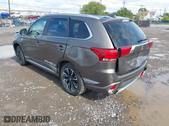✅ 2018 Mitsubishi Outlander SEL • VIN: JA4J24A51JZ029093 • Lot: 43152291. Wystawiony na IAAI z przebiegiem 59 915 mil. Bezpłatny archiwum sprzedaży aukcyjnych z USA i szczegółowy raport historii pojazdu na DreamBid. Zdjęcie 3.