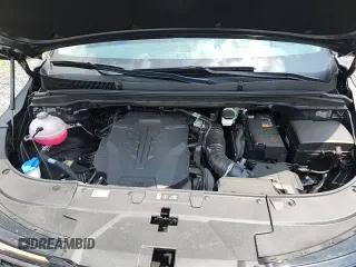 ✅ 2025 Kia Carnival SX Prestige • VIN: KNDNE5K34S6458099 • Lot: 64074675. Listed on Copart with 6,234 mi. Free auction sales archive from the USA and detailed vehicle history report at DreamBid. Image 17.