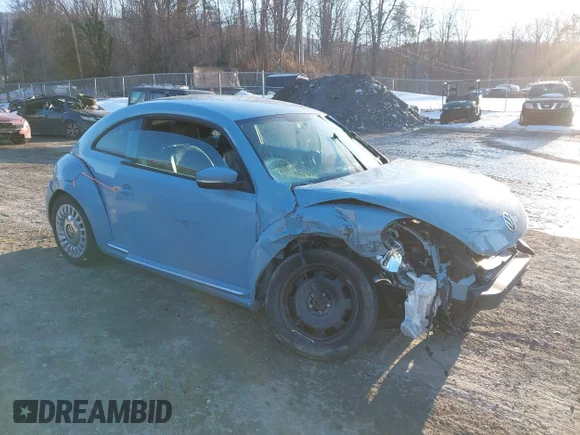 ✅ 2014 Volkswagen Beetle SE • VIN: 3VWH07AT6EM659531 • Лот: 44313368. Опубликован ранее на IAAI с пробегом 76 731 миль. Бесплатный доступ к архиву аукционных продаж из США и подробный отчёт об истории автомобиля на DreamBid. Изображение 1.