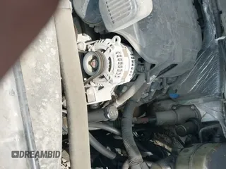 ✅ 2015 Chevrolet Silverado 2500HD LT • VIN: 1GC1KVEG8FF150588 • Lot: 42187227. Wystawiony na IAAI z przebiegiem 212 389 mil. Bezpłatny archiwum sprzedaży aukcyjnych z USA i szczegółowy raport historii pojazdu na DreamBid. Zdjęcie 19.