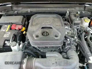 ✅ 2021 Jeep Wrangler Unlimited Sahara • VIN: 1C4JJXP63MW788232 • Lot: 67707135. Wystawiony na Copart z przebiegiem 107 829 mil. Bezpłatny archiwum sprzedaży aukcyjnych z USA i szczegółowy raport historii pojazdu na DreamBid. Zdjęcie 14.