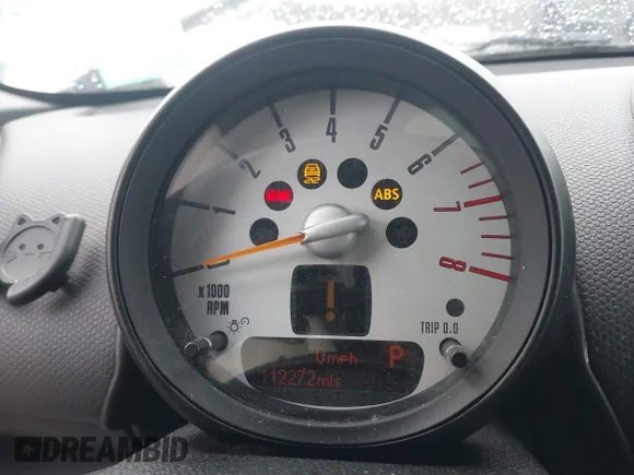 ✅ 2014 MINI Countryman S • VIN: WMWZC3C52EWT00664 • Lot: 41564991. Wystawiony na IAAI z przebiegiem 112 272 mil. Bezpłatny archiwum sprzedaży aukcyjnych z USA i szczegółowy raport historii pojazdu na DreamBid. Zdjęcie 7.
