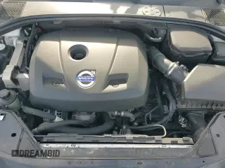 ✅ 2015 Volvo S80 T5 Drive-E Platinum • VIN: YV140MAD8F1182747 • Лот: 86803234. Опубликован ранее на Copart с пробегом 105 598 миль. Бесплатный доступ к архиву аукционных продаж из США и подробный отчёт об истории автомобиля на DreamBid. Изображение 13.