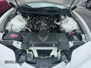 ✅ 1999 Pontiac Firebird Formula • VIN: 2G2FV22G7X2220315 • Lot: 46482085. Listed on Copart with 107,524 mi. Free auction sales archive from the USA and detailed vehicle history report at DreamBid. Image 11.