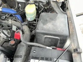 ✅ 2001 Chevrolet Silverado 2500HD LT • VIN: 1GCHC23171F166265 • Лот: 94521765. Опубликован ранее на Copart с пробегом 120 733 миль. Бесплатный доступ к архиву аукционных продаж из США и подробный отчёт об истории автомобиля на DreamBid. Изображение 11.