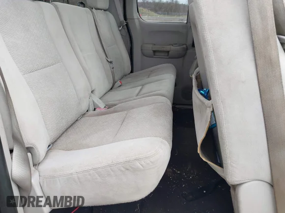 ✅ 2007 Chevrolet Silverado 1500 1LT • VIN: 1GCEK19C47Z609097 • Lot: 43685981. Wystawiony na IAAI z przebiegiem 159 701 mil. Bezpłatny archiwum sprzedaży aukcyjnych z USA i szczegółowy raport historii pojazdu na DreamBid. Zdjęcie 8.