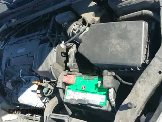 ✅ 2017 Honda Accord Sport SE • VIN: 1HGCR2F14HA168780 • Lot: 43432307. Listed on IAAI with 111,886 mi. Free auction sales archive from the USA and detailed vehicle history report at DreamBid. Image 20.