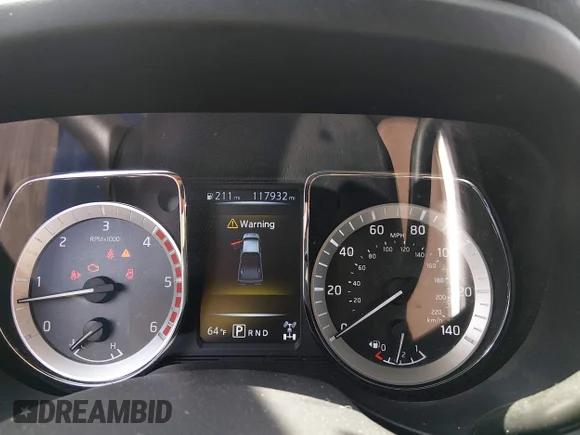 ✅ 2016 Nissan Titan Platinum Reserve • VIN: 1N6BA1F46GN505413 • Lot: 44910268. Wystawiony na IAAI z przebiegiem 117 932 mil. Bezpłatny archiwum sprzedaży aukcyjnych z USA i szczegółowy raport historii pojazdu na DreamBid. Zdjęcie 7.