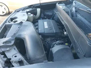 ✅ 2010 Honda Pilot EX-L • VIN: 5FNYF3H64AB016670 • Lot: 43596115. Wystawiony na IAAI z przebiegiem 208 540 mil. Bezpłatny archiwum sprzedaży aukcyjnych z USA i szczegółowy raport historii pojazdu na DreamBid. Zdjęcie 13.