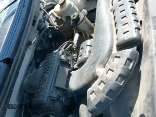 ✅ 2006 Ford F-150 XL • VIN: 1FTRF14546NA13640 • Lot: 42745878. Listed on IAAI with 204,732 mi. Free auction sales archive from the USA and detailed vehicle history report at DreamBid. Image 13.