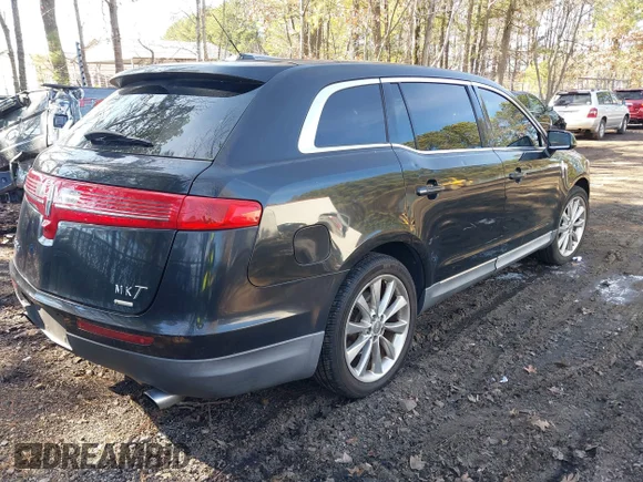 ✅ 2010 Lincoln MKT EcoBoost • VIN: 2LMHJ5AT7ABJ20416 • Лот: 44199146. Опубликован ранее на IAAI с пробегом 213 035 миль. Бесплатный доступ к архиву аукционных продаж из США и подробный отчёт об истории автомобиля на DreamBid. Изображение 4.