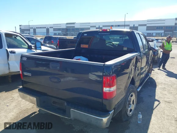 ✅ 2006 Ford F-150 STX • VIN: 1FTRX12W66KD21399 • Lot: 44311267. Wystawiony na IAAI z przebiegiem 171 915 mil. Bezpłatny archiwum sprzedaży aukcyjnych z USA i szczegółowy raport historii pojazdu na DreamBid. Zdjęcie 4.