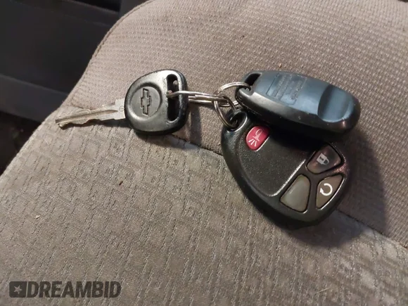 ✅ 2008 Chevrolet Equinox LT • VIN: 2CNDL33F786281464 • Лот: 45184351. Опубліковано раніше на IAAI з пробігом 188 739 миль. Безкоштовний доступ до архіву аукціонних продажів зі США та докладний звіт про історію автомобіля на DreamBid. Зображення 11.