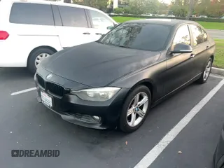 ✅ 2015 BMW 3 Series 328i • VIN: WBA3A5C54FF606404 • Lot: 91729075. Wystawiony na Copart z przebiegiem 159 795 mil. Bezpłatny archiwum sprzedaży aukcyjnych z USA i szczegółowy raport historii pojazdu na DreamBid. Zdjęcie 12.