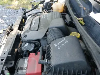 ✅ 2017 Chrysler Pacifica Touring L Plus • VIN: 2C4RC1EGXHR559759 • Lot: 43185878. Wystawiony na IAAI z przebiegiem 94 974 mil. Bezpłatny archiwum sprzedaży aukcyjnych z USA i szczegółowy raport historii pojazdu na DreamBid. Zdjęcie 19.