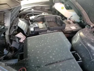 ✅ 2025 Kia Sorento LX • VIN: 5XYRG4JC6SG393194 • Lot: 84732285. Listed on Copart with 9,520 mi. Free auction sales archive from the USA and detailed vehicle history report at DreamBid. Image 16.