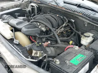 ✅ 2006 Ford Explorer Limited • VIN: 1FMEU75896UA97892 • Lot: 43557869. Wystawiony na IAAI z przebiegiem 245 095 mil. Bezpłatny archiwum sprzedaży aukcyjnych z USA i szczegółowy raport historii pojazdu na DreamBid. Zdjęcie 19.