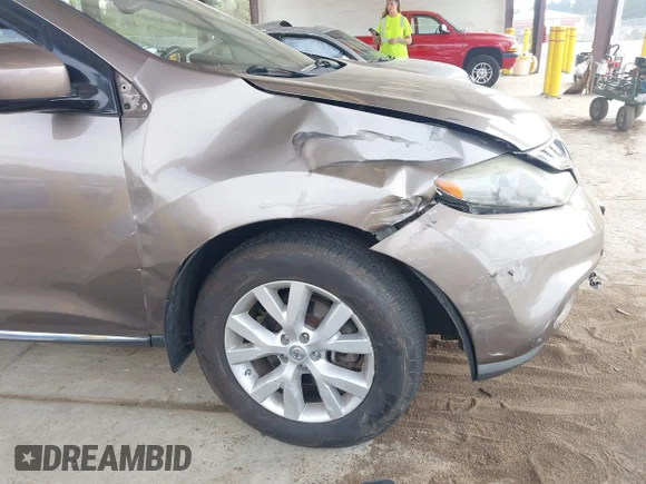 ✅ 2014 Nissan Murano LE • VIN: JN8AZ1MW8EW523824 • Lot: 43209747. Wystawiony na IAAI z przebiegiem 83 201 mil. Bezpłatny archiwum sprzedaży aukcyjnych z USA i szczegółowy raport historii pojazdu na DreamBid. Zdjęcie 6.