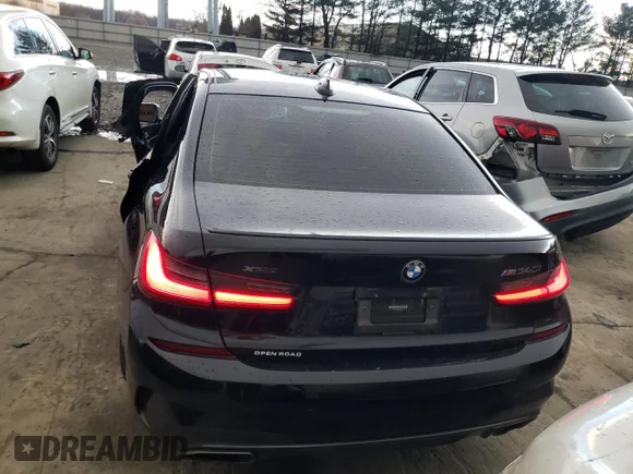 ✅ 2021 BMW 3 Series M340i xDrive • VIN: 3MW5U9J05M8B54015 • Лот: 42194643. Опубліковано раніше на Copart з пробігом 18 543 миль. Безкоштовний доступ до архіву аукціонних продажів зі США та докладний звіт про історію автомобіля на DreamBid. Зображення 6.