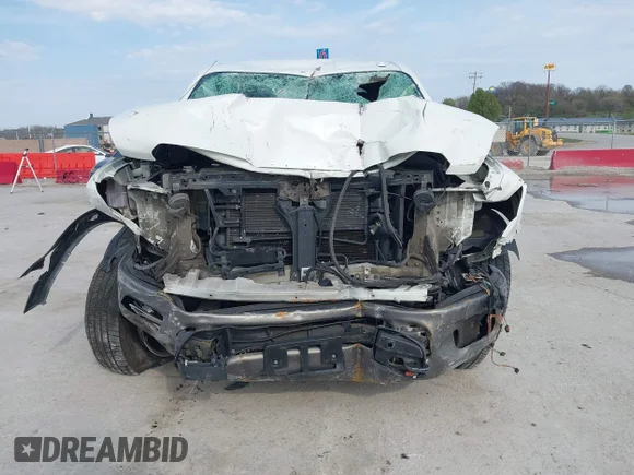 ✅ 2018 Nissan Titan Pro-4X • VIN: 1N6AA1E57JN543326 • Lot: 44735761. Listed on IAAI with 151,519 mi. Free auction sales archive from the USA and detailed vehicle history report at DreamBid. Image 6.