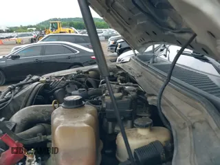 ✅ 2009 Ford F-250 XL • VIN: 1FTSW21R49EA09770 • Lot: 42383558. Listed on IAAI with 296,575 mi. Free auction sales archive from the USA and detailed vehicle history report at DreamBid. Image 22.