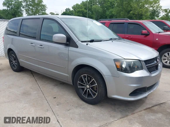 ✅ 2015 Dodge Grand Caravan American Value • VIN: 2C4RDGBG2FR723880 • Лот: 45152698. Опубликован ранее на IAAI с пробегом 193 961 миль. Бесплатный доступ к архиву аукционных продаж из США и подробный отчёт об истории автомобиля на DreamBid. Изображение 1.