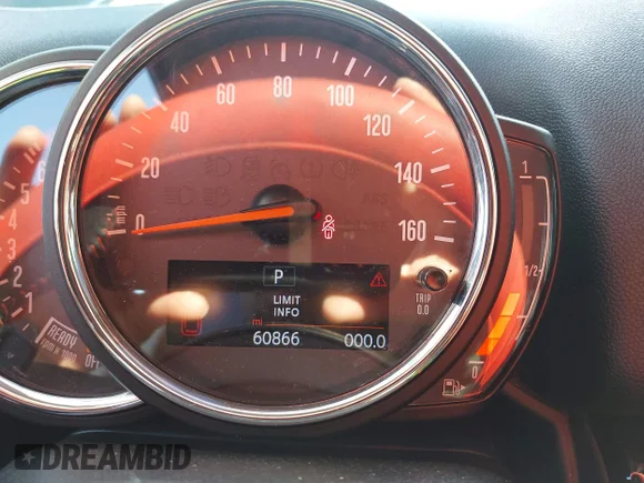✅ 2019 MINI Countryman Cooper S • VIN: WMZYT3C59K3E95158 • Lot: 43635171. Wystawiony na IAAI z przebiegiem 60 866 mil. Bezpłatny archiwum sprzedaży aukcyjnych z USA i szczegółowy raport historii pojazdu na DreamBid. Zdjęcie 7.