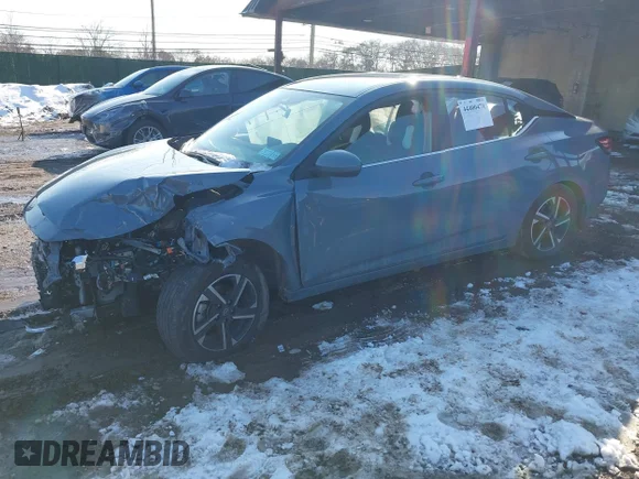 ✅ 2025 Nissan Sentra SV • VIN: 3N1AB8CV6SY241884 • Lot: 44400471. Wystawiony na IAAI z przebiegiem 22 175 mil. Bezpłatny archiwum sprzedaży aukcyjnych z USA i szczegółowy raport historii pojazdu na DreamBid. Zdjęcie 2.