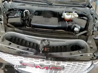 ✅ 2022 GMC Yukon Denali • VIN: 1GKS2DKLXNR243646 • Lot: 66858815. Listed on Copart with 21,815 mi. Free auction sales archive from the USA and detailed vehicle history report at DreamBid. Image 16.