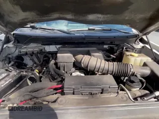 ✅ 2011 Ford F-150 Lariat • VIN: 1FTFW1E6XBFB83211 • Лот: 86321805. Опубликован ранее на Copart с пробегом 187 556 миль. Бесплатный доступ к архиву аукционных продаж из США и подробный отчёт об истории автомобиля на DreamBid. Изображение 11.