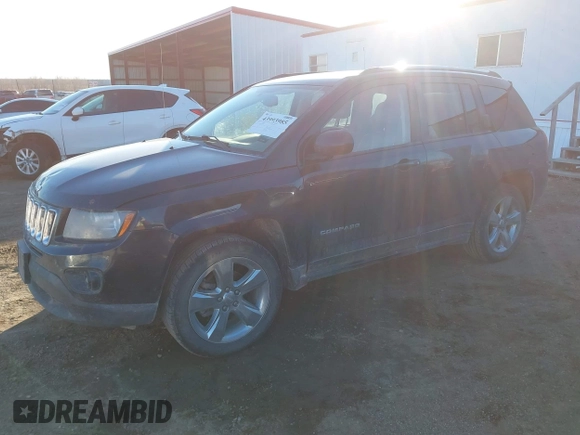 ✅ 2014 Jeep Compass Latitude • VIN: 1C4NJDEB6ED688896 • Lot: 43993985. Wystawiony na IAAI z przebiegiem 141 148 mil. Bezpłatny archiwum sprzedaży aukcyjnych z USA i szczegółowy raport historii pojazdu na DreamBid. Zdjęcie 2.
