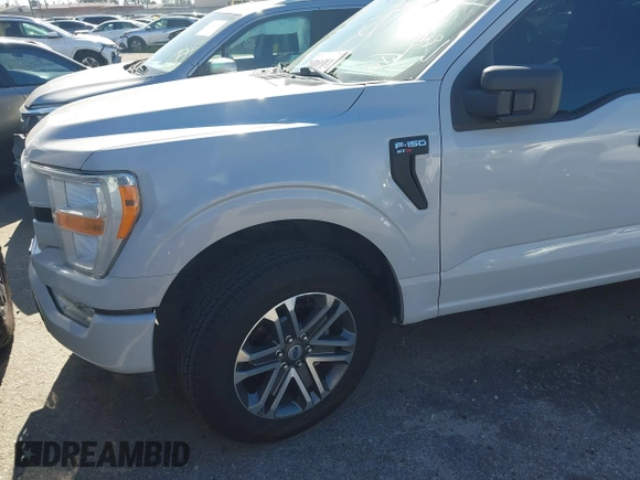 ✅ 2021 Ford F-150 XL • VIN: 1FTEW1CP1MKD17735 • Lot: 44210547. Wystawiony na IAAI z przebiegiem 65 075 mil. Bezpłatny archiwum sprzedaży aukcyjnych z USA i szczegółowy raport historii pojazdu na DreamBid. Zdjęcie 2.