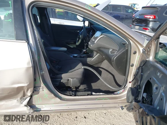 ✅ 2023 Chevrolet Malibu LT • VIN: 1G1ZD5ST3PF134369 • Lot: 44185847. Wystawiony na IAAI z przebiegiem 63 698 mil. Bezpłatny archiwum sprzedaży aukcyjnych z USA i szczegółowy raport historii pojazdu na DreamBid. Zdjęcie 5.