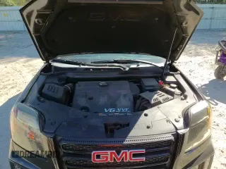 ✅ 2017 GMC Terrain SLT • VIN: 2GKFLPE30H6142529 • Lot: 86537405. Wystawiony na Copart z przebiegiem 81 309 mil. Bezpłatny archiwum sprzedaży aukcyjnych z USA i szczegółowy raport historii pojazdu na DreamBid. Zdjęcie 16.