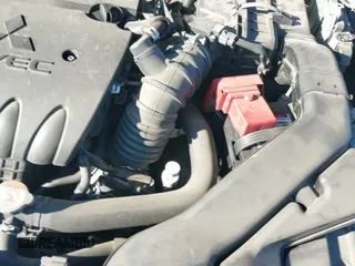 ✅ 2015 Mitsubishi Lancer SE • VIN: JA32V2FW8FU018621 • Lot: 43043895. Wystawiony na IAAI z przebiegiem 64 616 mil. Bezpłatny archiwum sprzedaży aukcyjnych z USA i szczegółowy raport historii pojazdu na DreamBid. Zdjęcie 19.