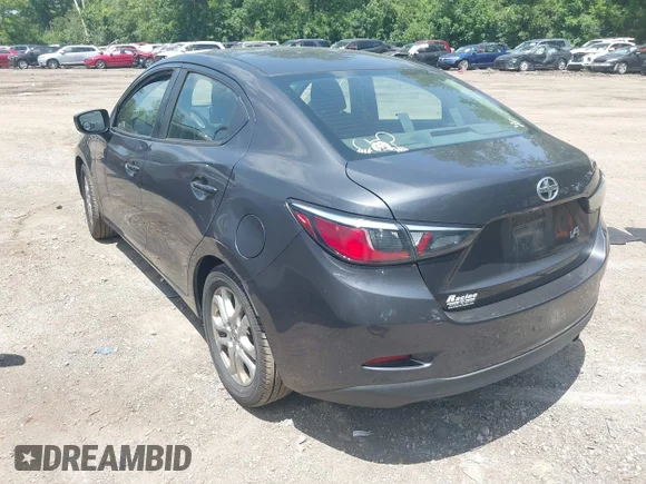 ✅ 2016 Scion iA • VIN: 3MYDLBZV2GY111847 • Lot: 45483522. Wystawiony na IAAI z przebiegiem 147 109 mil. Bezpłatny archiwum sprzedaży aukcyjnych z USA i szczegółowy raport historii pojazdu na DreamBid. Zdjęcie 3.