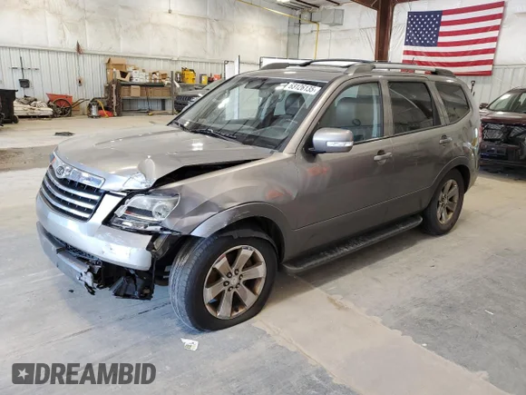 ✅ 2009 Kia Borrego EX • VIN: KNDJH742195019674 • Lot: 63126135. Wystawiony na Copart z przebiegiem 253 318 mil. Bezpłatny archiwum sprzedaży aukcyjnych z USA i szczegółowy raport historii pojazdu na DreamBid. Zdjęcie 1.