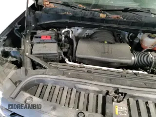 ✅ 2019 Chevrolet Silverado 1500 Custom • VIN: 1GCRWBEH0KZ346015 • Lot: 84266105. Wystawiony na Copart z przebiegiem 89 805 mil. Bezpłatny archiwum sprzedaży aukcyjnych z USA i szczegółowy raport historii pojazdu na DreamBid. Zdjęcie 15.