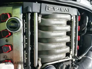 ✅ 2005 Audi S4 • VIN: WAUPL68E35A039107 • Lot: 41674700. Wystawiony na IAAI z przebiegiem 116 073 mil. Bezpłatny archiwum sprzedaży aukcyjnych z USA i szczegółowy raport historii pojazdu na DreamBid. Zdjęcie 22.