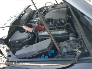 ✅ 2019 Toyota Camry SE • VIN: 4T1B11HK1KU840524 • Лот: 42894795. Опубликован ранее на IAAI с пробегом 111 366 миль. Бесплатный доступ к архиву аукционных продаж из США и подробный отчёт об истории автомобиля на DreamBid. Изображение 19.