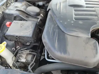 ✅ 2018 Dodge Challenger SXT • VIN: 2C3CDZAG3JH131653 • Lot: 82559305. Wystawiony na Copart z przebiegiem 108 474 mil. Bezpłatny archiwum sprzedaży aukcyjnych z USA i szczegółowy raport historii pojazdu na DreamBid. Zdjęcie 14.