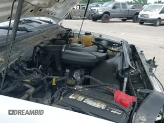 ✅ 2008 Ford F-250 • VIN: 1FDNF20528EB25359 • Лот: 42334624. Опубликован ранее на IAAI с пробегом 127 005 миль. Бесплатный доступ к архиву аукционных продаж из США и подробный отчёт об истории автомобиля на DreamBid. Изображение 18.