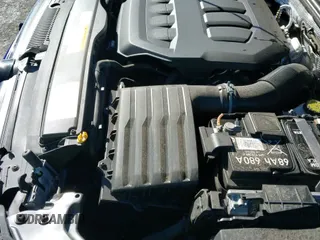 ✅ 2023 Volkswagen Golf R 20th Anniversary Edition • VIN: WVWBB7CDXPW213586 • Лот: 41516848. Опубликован ранее на IAAI с пробегом 27 896 миль. Бесплатный доступ к архиву аукционных продаж из США и подробный отчёт об истории автомобиля на DreamBid. Изображение 18.